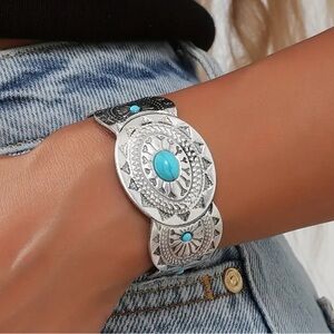 Vibrant Turquoise Bohemian BangleWestern  Handcrafted Jewelry for Ethnic Charm